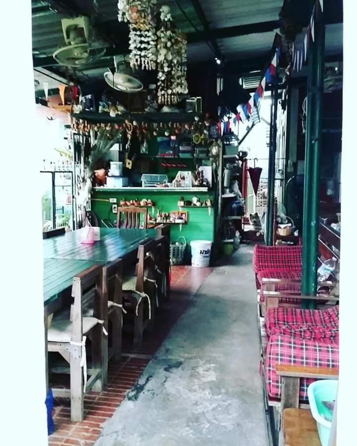 San Sook Place Phranakhonszi Ajutthaja Kültér fotó